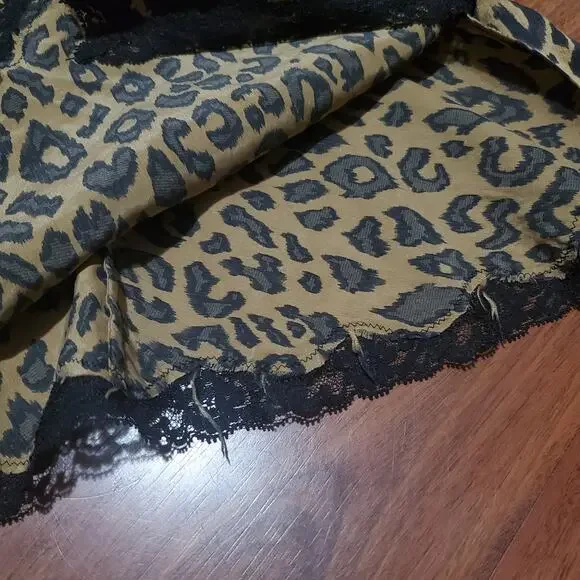 Victoria's Secret Vintage Leopard Print Silk Chemise Slip Black Lace Trim Medium - Picture 13 of 16